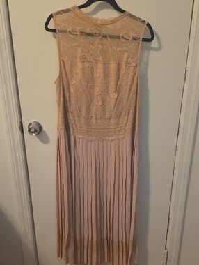 Addition Elle Blush Lace Pleated Midi Dress